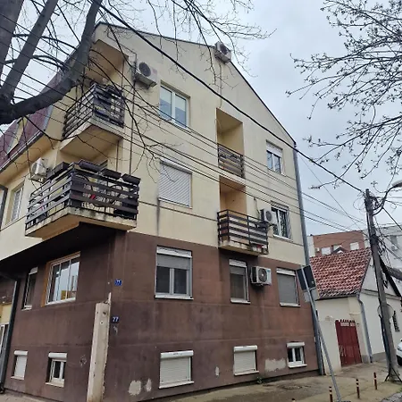 Idoli Stan Apartment