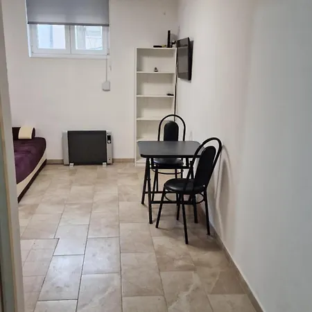 Idoli Stan Apartment